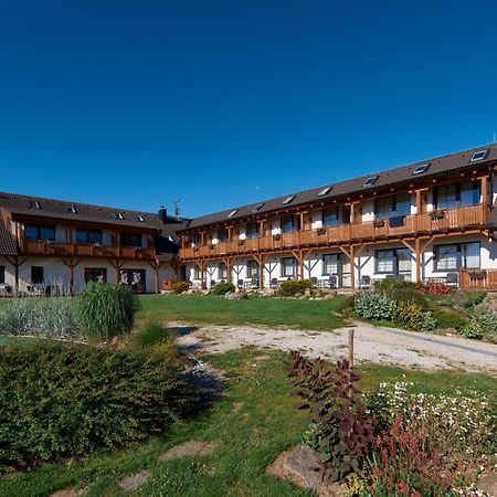Jbx Resort Hotel Albatros Přední Výtoň المظهر الخارجي الصورة