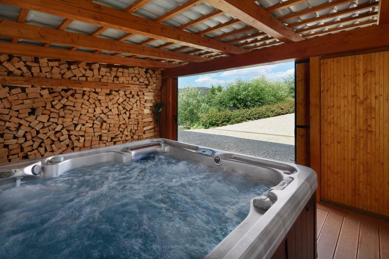 Jbx Resort Hotel Albatros Přední Výtoň المظهر الخارجي الصورة
